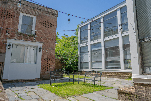 Hallett-Irby courtyard & carriage house